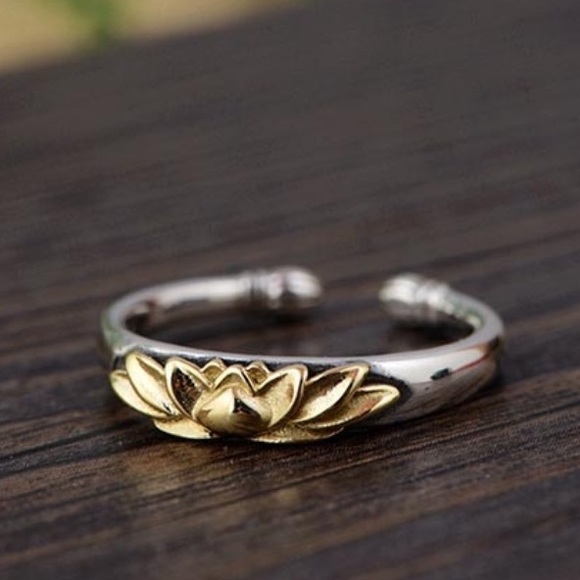 Jewelry - Silver and brass lotus adjustable ring